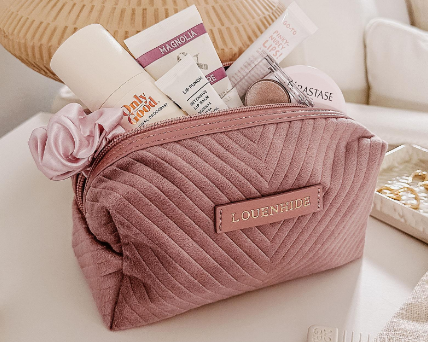 what makeup bag should I buy?