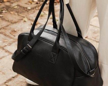 the Louenhide Milano Travel Bag.