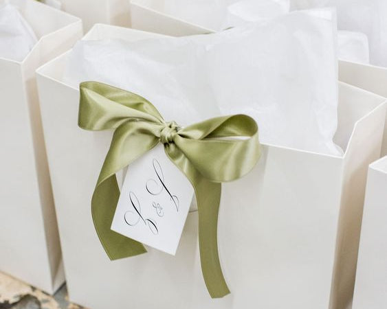 bridesmaid proposal bags.