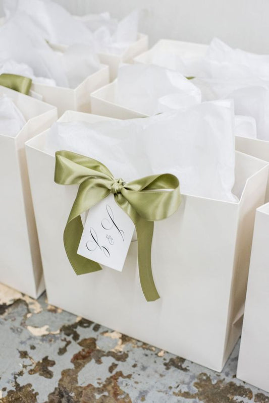 bridesmaid proposal bags.