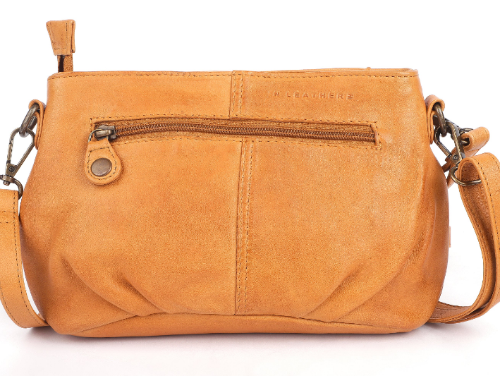 In Leatherz Blusher Bag