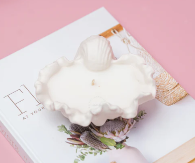 Seashell Vessel Candle [snt:coconut Lime]