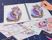 Top Model: Moonlight Kitty Colouring Book