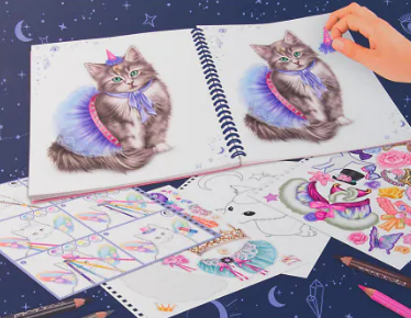 Top Model: Moonlight Kitty Colouring Book