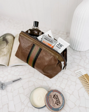 Louenhide Gilbert Toiletry Bag [clr:tobacco]