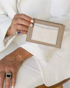 Louenhide Amy Cardholder