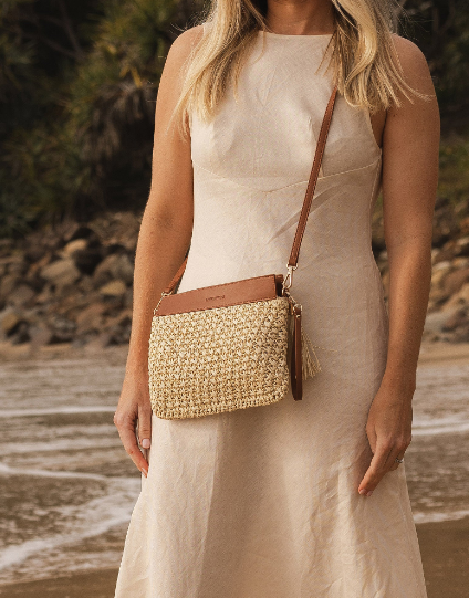 Louenhide Fern Raffia Clutch [clr:tan]