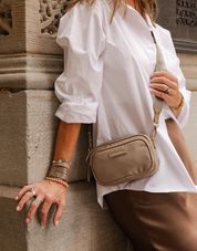 Louenhide Cali Nylon Crossbody Bag [clr:beige]