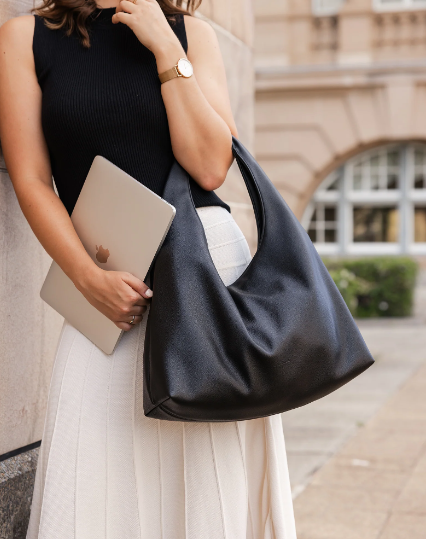 Louenhide Monaco Shoulder Bag [clr:black]