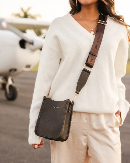 Louenhide Parker Phone Crossbody Bag [clr:chocolate]