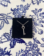 Heart Key Pendant Neckalce