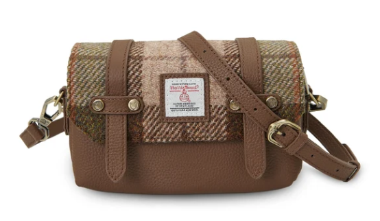 Islander Skye Bag Chestnut Blue Tartan